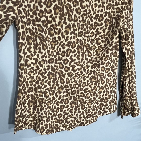 J Crew Silk Blnd Leopard Perfect Button Top Women 4 Lightweight Old Money Career - Picture 11 of 12